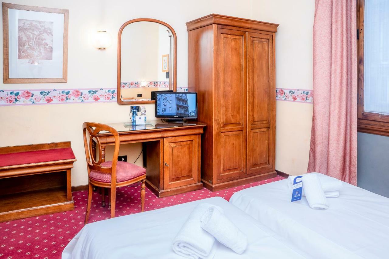 Ih Hotels Firenze Select Exteriér fotografie